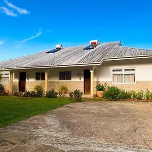 Grace Self Catering Апартаменты